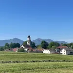 Haus Am Obstanger 펜션 트라운슈타인