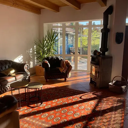 Haus Am Obstanger 펜션